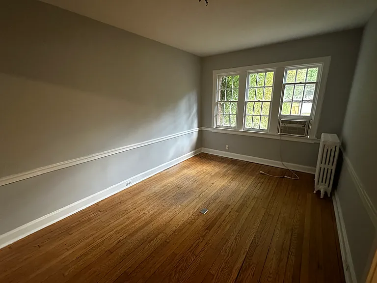 4414 Reservoir Rd NW — Photo 6