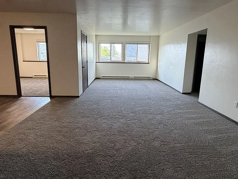 253 S Ridge St — Photo 10