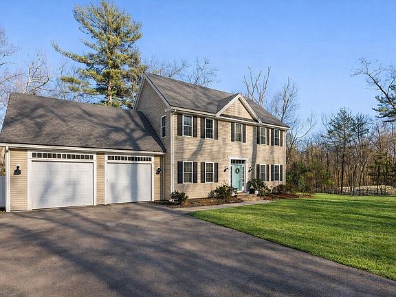 2nd image of 578 Carpenter Rd