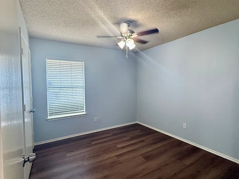 6909 Kara Pl — Photo 12