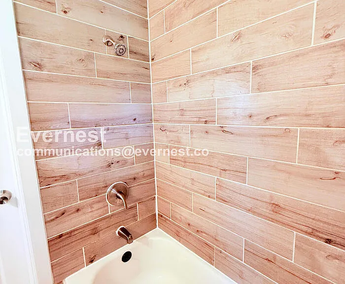 16834 Fairfield St — Photo 11