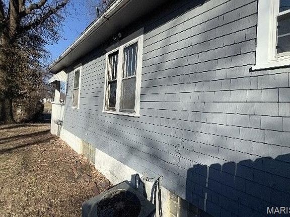 4th image of 70 Briar Hill Rd