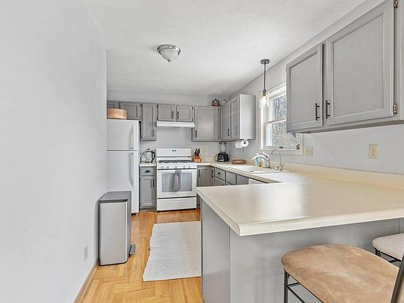 5th image of 19380 Emerald Dr #19390