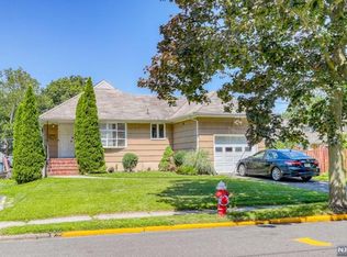 722 Princeton St, New Milford, NJ 07646