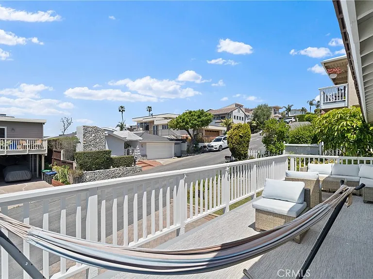 1044 Noria St — Photo 8