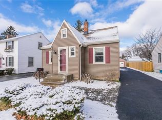 76 Winfield Rd, Irondequoit, NY 14622