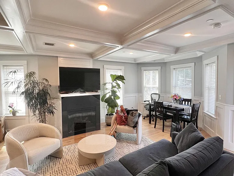 83 Conwell Ave #3 — Photo 9