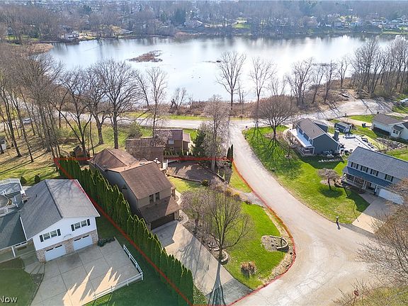 4th image of 5124 Beachview Cir NW