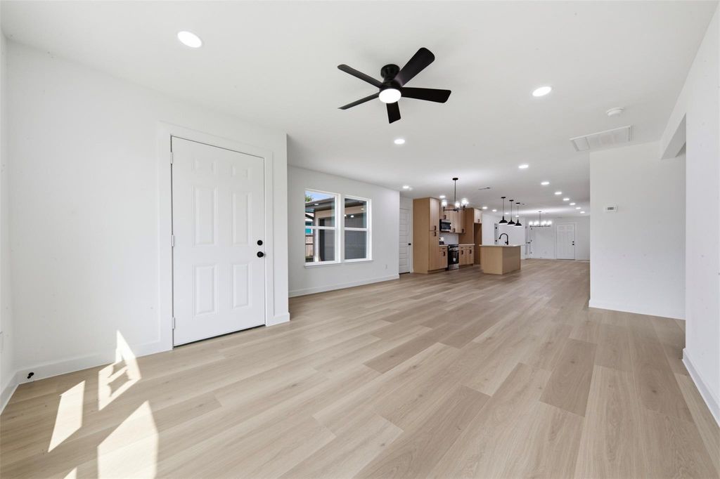 2403 Raymond St, Pasadena, TX - View 2