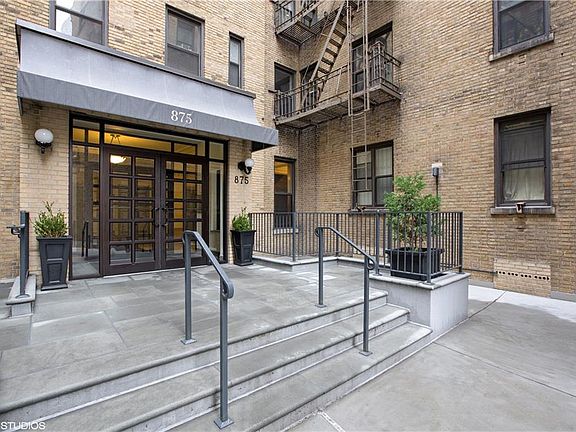 4th image of 875 W 181st St APT 1D