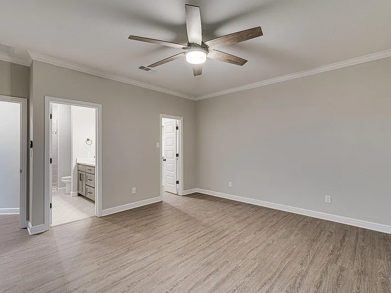 8247 Heritage Glen Dr #1 — Photo 16
