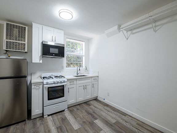 3rd image of 1818 N Broadway #4