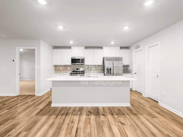 10154 Chatham Run Ln — Photo 7
