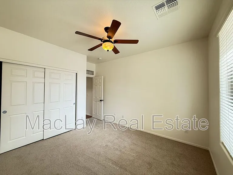 8311 S 23rd Pl — Photo 20