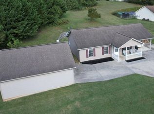 414 4th St, Buchanan, VA 24066