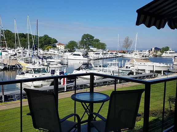 4th image of 3234 N Marina Vw