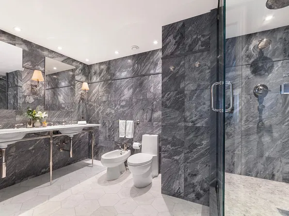 400 E 56th St APT 8EF, New York, NY 10022