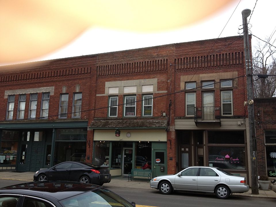 Historic Bridge Street Apartment