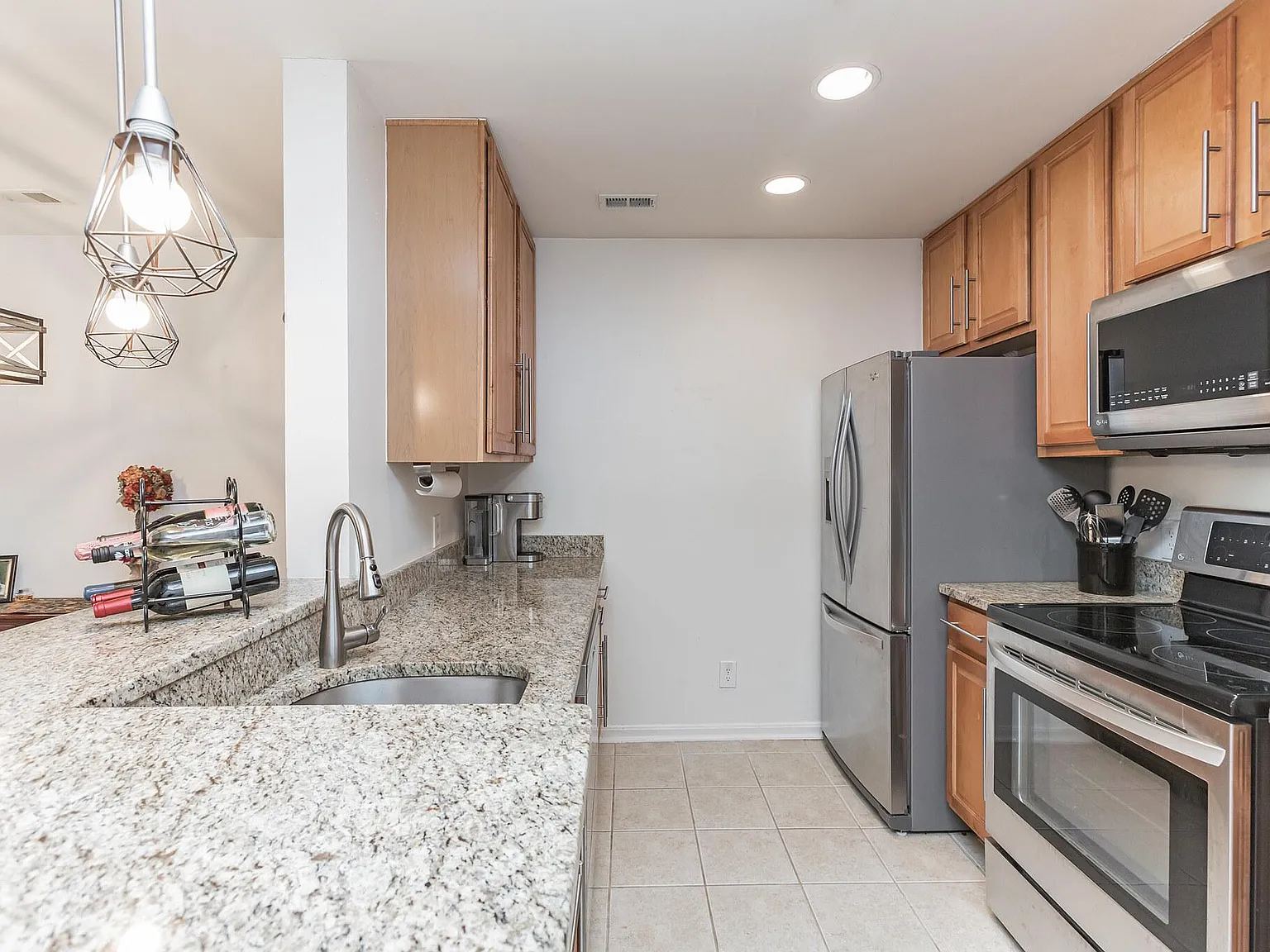 10300 Appalachian Cir — Photo 4