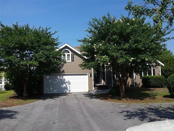 3rd image of 4137 Devonshire Lane SE