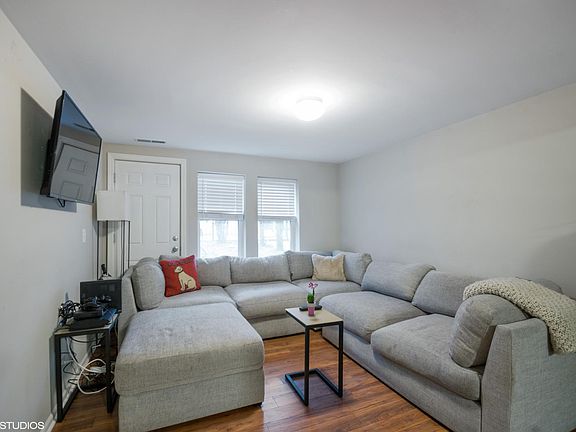 2nd image of 1854 N Talman Ave #G