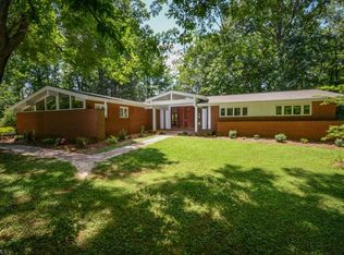 509 Mendenhall Rd, Jamestown, NC 27282