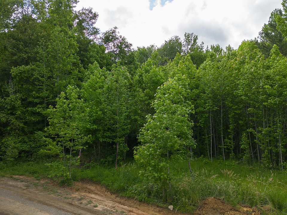 2nd image of 1405 Black Farm Rd #9