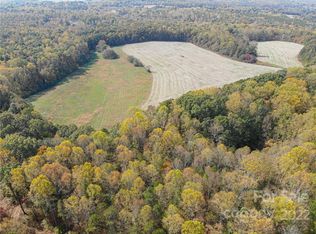 136 Jt Hall Dr, Bessemer City, NC 28016