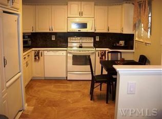 504 Fox Run Ln, Carmel, NY 10512