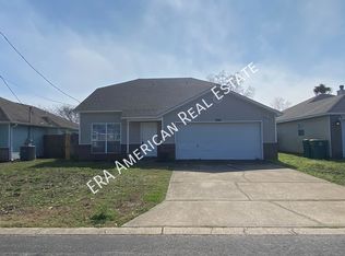 777 Pearl Sand Dr, Mary Esther, FL 32569