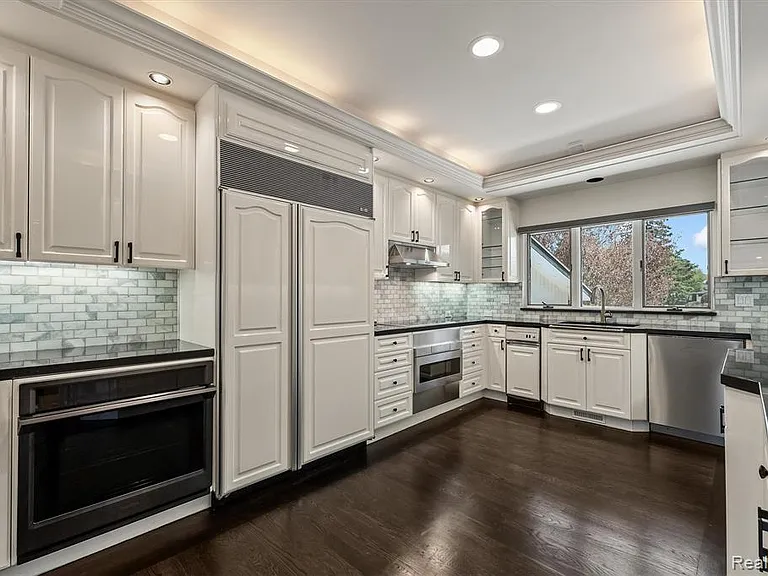 1762 Saint Johns Ct — Photo 11