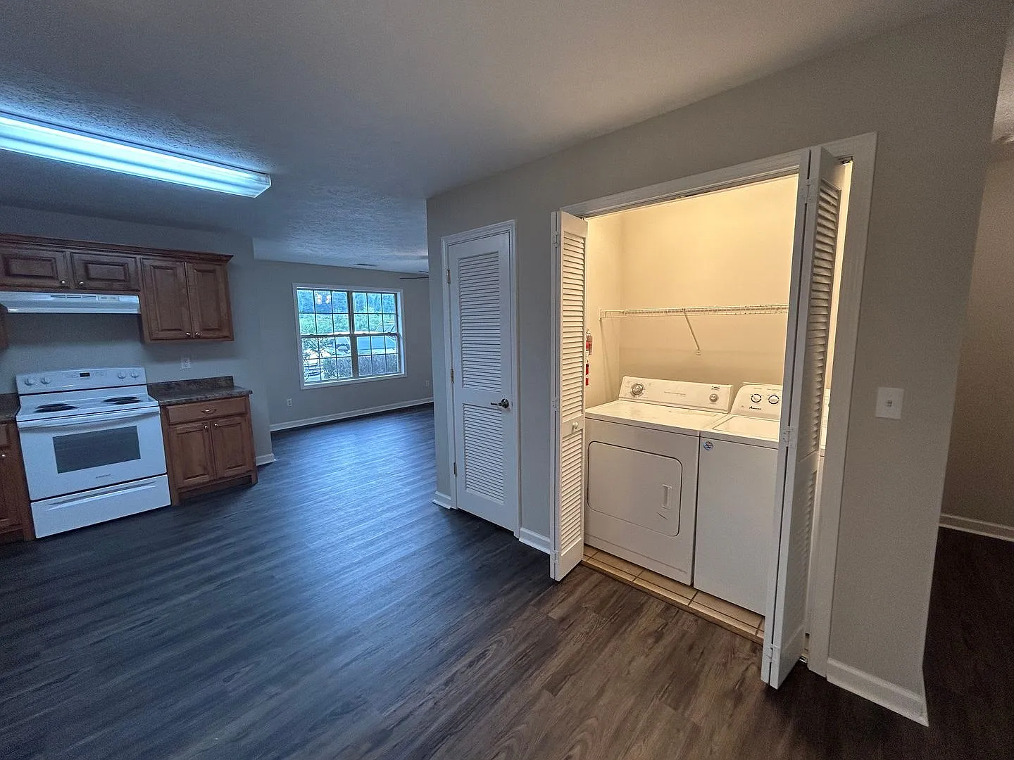 Williams Rd. Apartments — Photo 4
