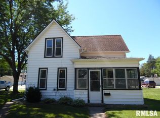 1126 15th Ave, Fulton, IL 61252