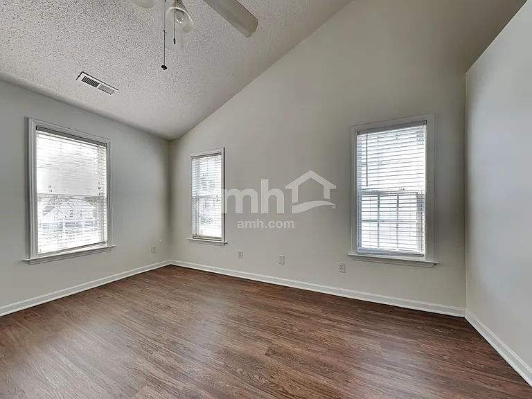 5805 Brookshadow Dr — Photo 11