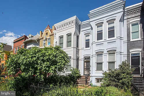 1915 11th St NW #1 Photo 1
