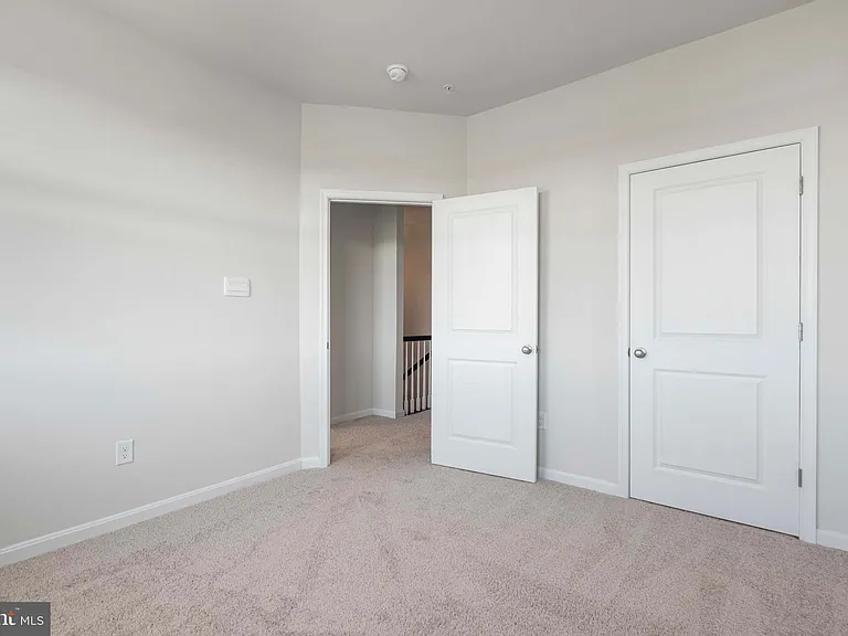 462 Tiller St — Photo 24
