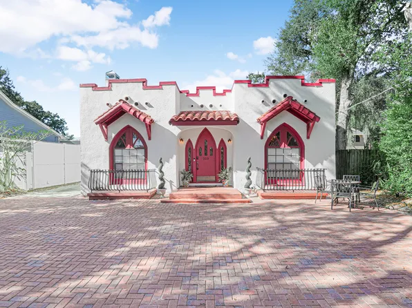 225 9th St SE, Winter Haven, FL 33880