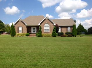 1209 Substation Rd, Pleasant View, TN 37146