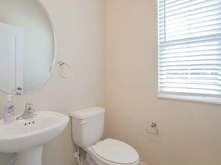 353 Fellbrook Dr — Photo 13