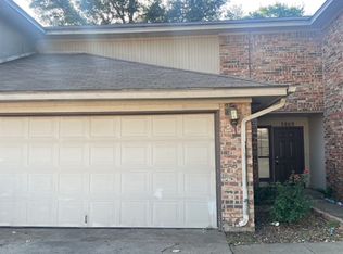 3803 Braden Ln, Arlington, TX 76016