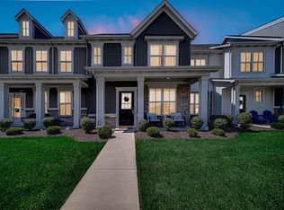 981 E 117th Ln, Crown Point, IN 46307