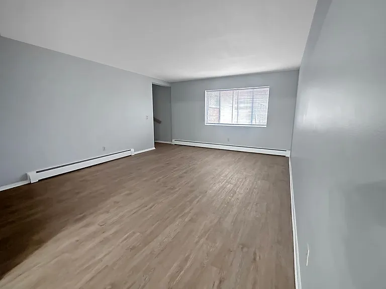 2843 S Burdick St #B — Photo 1
