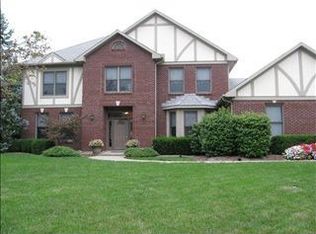 3876 Maple Grove Ln, Dayton, OH 45440