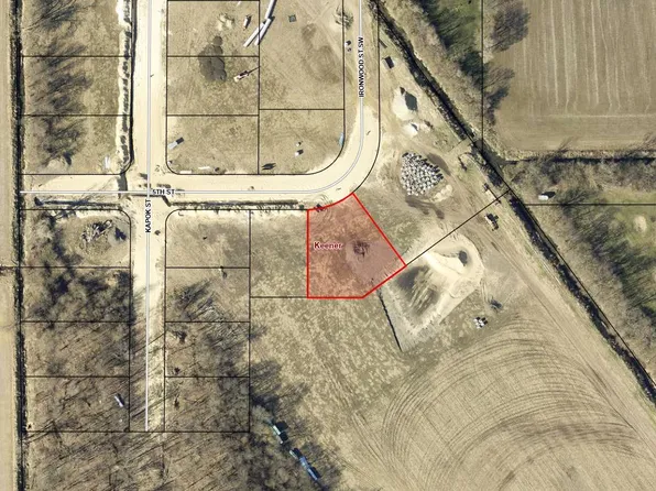 1001 5th St SW, Demotte, IN 46310