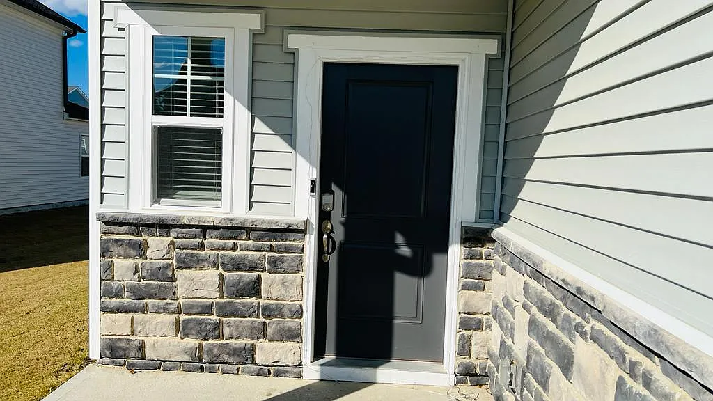 2237 Bethpage Drive — Photo 3