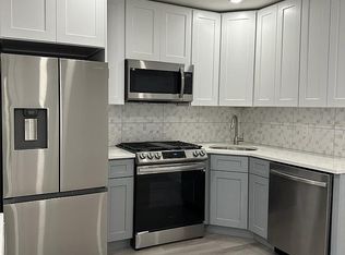 24-17 43rd St #2, Astoria, NY 11103