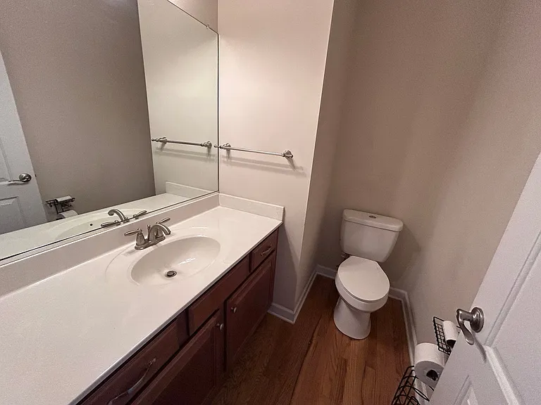 4540 Pebble Lake Dr — Photo 24