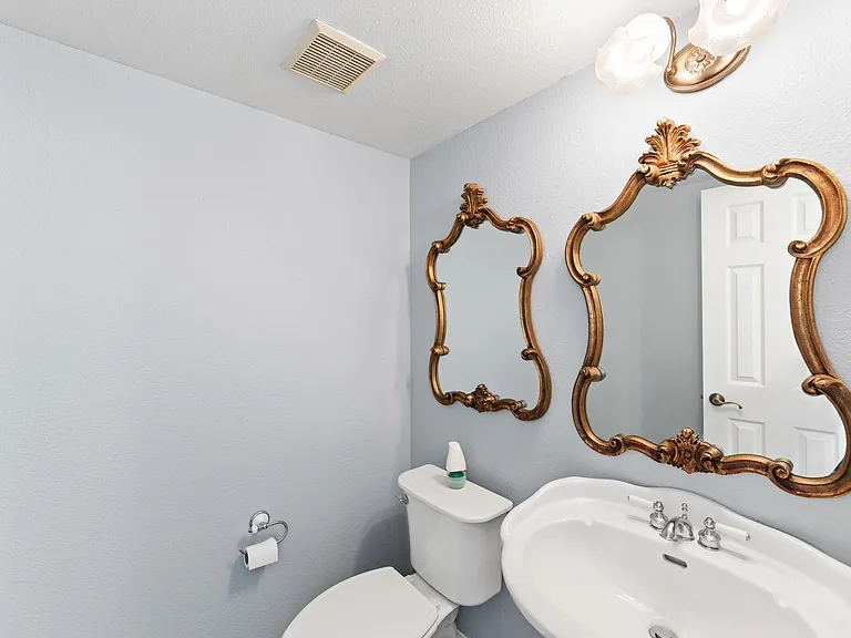 2292 Buffalo Ave — Photo 16