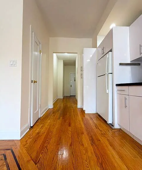 86-20 Park Ln S #1 — Photo 1