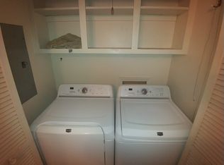 101 New Market Cir, Lexington, SC 29073